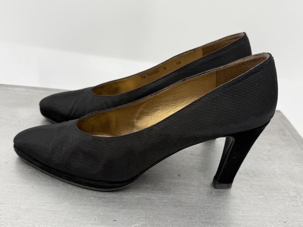 Stuart Weitzman Classic Black Ribbed Pointed Toe Platform Pumps 8.5B Minimalist